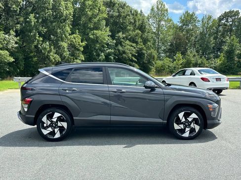 Used 2024 Hyundai Kona Limited FWD image 10