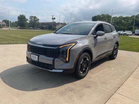 New 2027 Kia Sportage EX AWD/4WD image 2