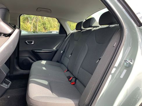 Used 2025 Kia K4 LXS image 24