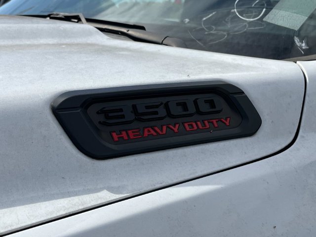 New 2024 RAM 3500 Tradesman AWD/4WD image 13