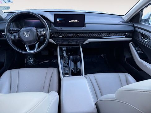 Used 2023 Honda Accord Touring image 30