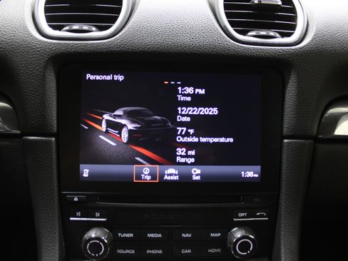 Used 2023 Porsche 718 Boxster w/ Sport Chrono Package image 15