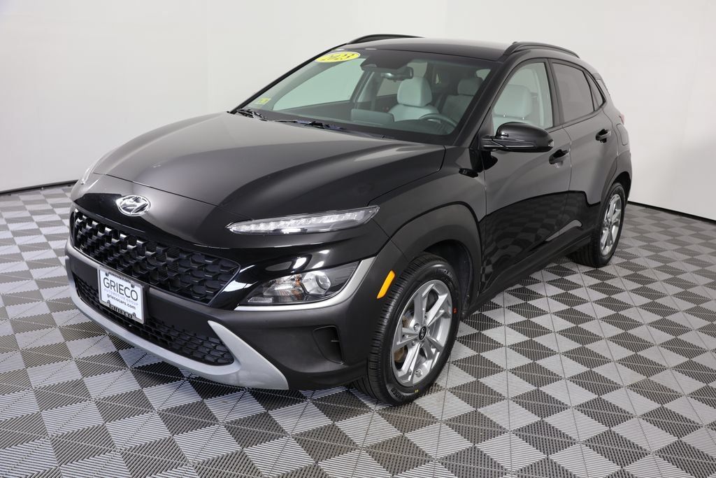 Used 2023 Hyundai Kona SEL w/ Cargo Package AWD/4WD image 4