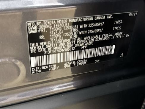 Used 2021 Toyota RAV4 LE AWD/4WD image 27