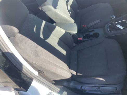 Used 2016 Volkswagen Jetta S image 14