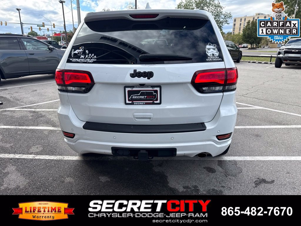 Used 2022 Jeep Grand Cherokee Laredo X AWD/4WD image 6