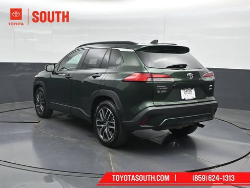 Used 2026 Toyota Corolla Cross XLE AWD/4WD image 8