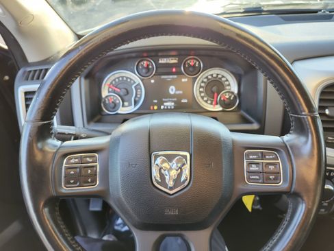 Used 2017 RAM 1500 Big Horn AWD/4WD image 27