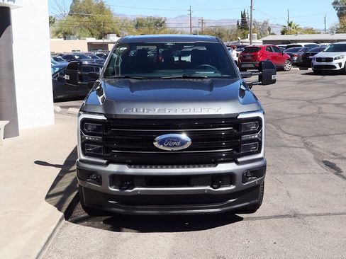 Used 2025 Ford F250 Platinum image 16