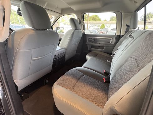 Used 2018 RAM 1500 Big Horn AWD/4WD image 26