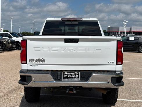 Used 2024 Chevrolet Silverado 2500 LTZ w/ LTZ Plus Package AWD/4WD image 6