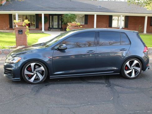 Used 2019 Volkswagen GTI SE image 21