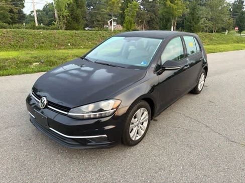 Used 2019 Volkswagen Golf SE FWD image 1