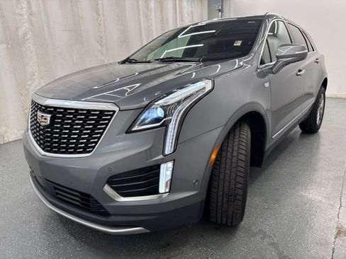 Used 2022 Cadillac XT5 Premium Luxury w/ Technology Package AWD/4WD image 5