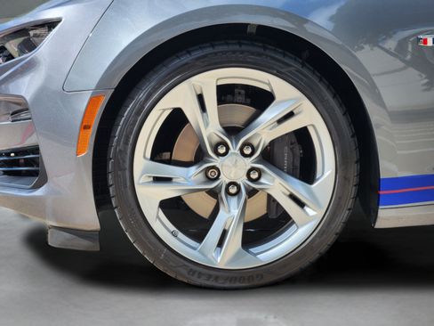 Used 2020 Chevrolet Camaro SS RWD image 30