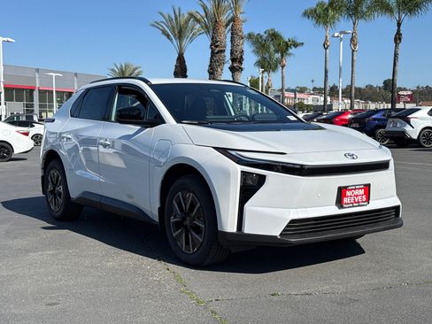 New 2026 Toyota bZ XLE Plus image 5