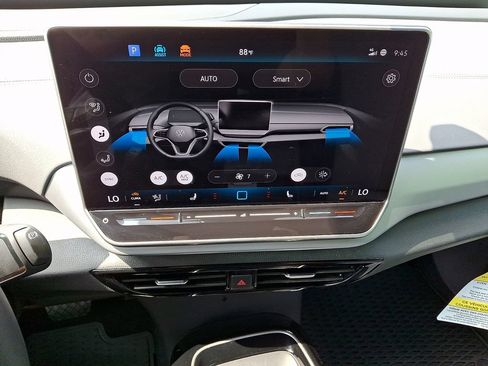 Certified 2024 Volkswagen ID.4 Pro AWD/4WD image 14