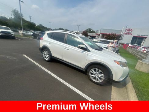 Used 2014 Toyota RAV4 Limited AWD/4WD image 6