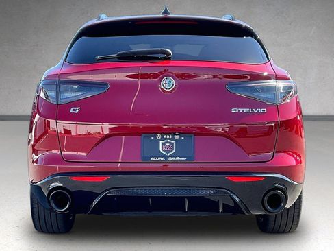 Used 2025 Alfa Romeo Stelvio Sprint AWD/4WD image 4