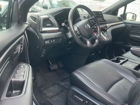 Used 2025 Honda Odyssey Sport-L image 16