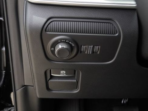 New 2026 Jeep Grand Wagoneer Limited AWD/4WD image 23