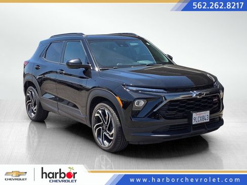 Used 2024 Chevrolet TrailBlazer RS FWD image 1