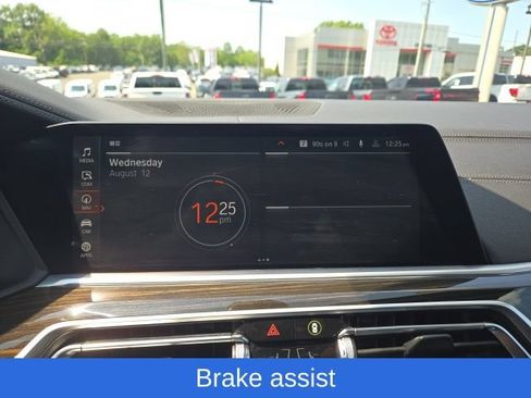 Used 2023 BMW X5 xDrive40i w/ Premium Package AWD/4WD image 28