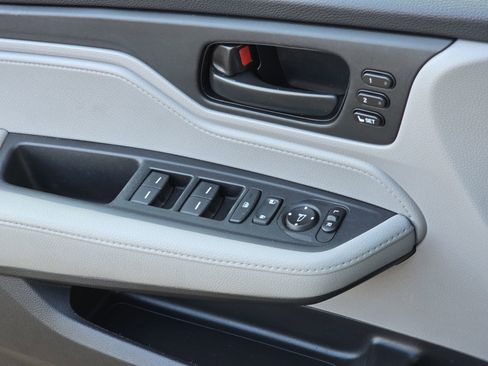 Used 2021 Honda Odyssey EX-L image 33