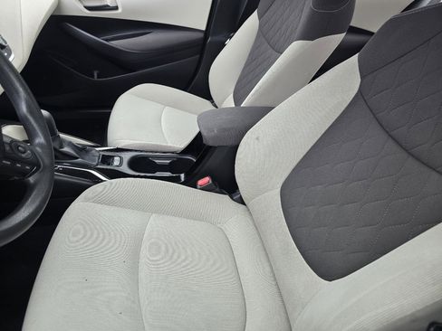 Certified 2022 Toyota Corolla LE FWD image 22