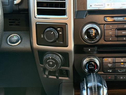 Used 2016 Ford F150 Lariat w/ Equipment Group 502A Luxury image 26