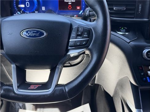 Used 2020 Ford Explorer ST w/ Premium Technology Package AWD/4WD image 37