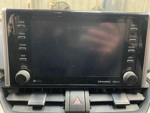 Used 2021 Toyota RAV4 XLE image 24