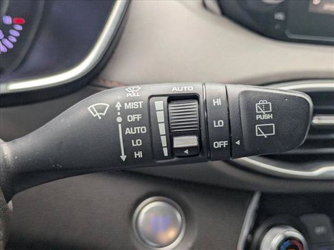 Used 2019 Hyundai Santa Fe FWD image 8