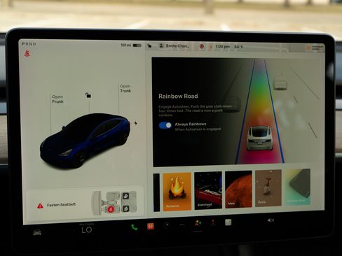 Used 2021 Tesla Model 3 Standard Range Plus image 30