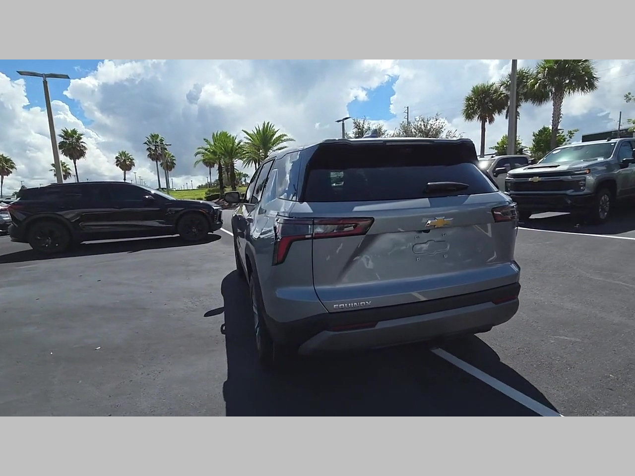 New 2027 Chevrolet Equinox LT w/ Safety and Technology Package FWD image 21