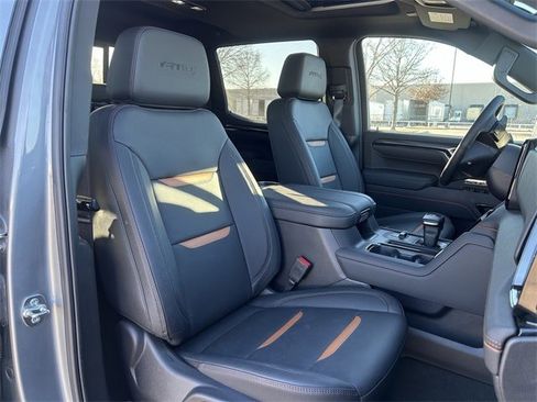 Used 2025 GMC Sierra 1500 AT4 w/ AT4 Premium Package image 31