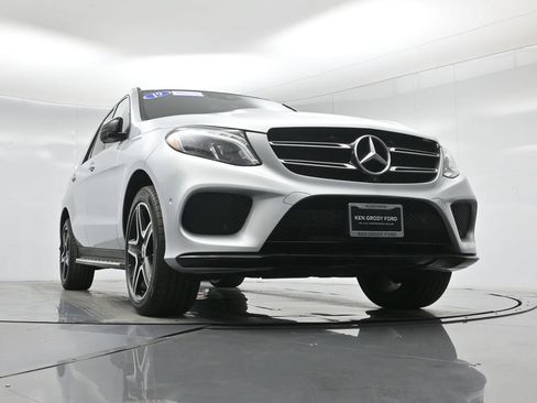 Used 2019 Mercedes-Benz GLE 400 4MATIC image 47