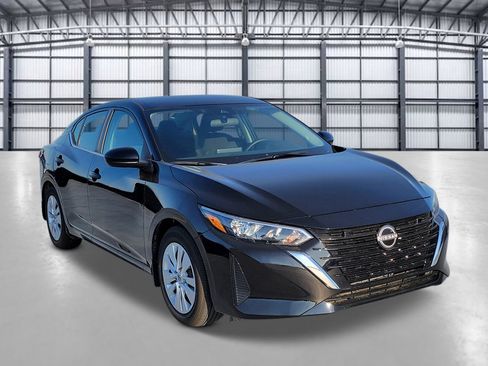 Used 2025 Nissan Sentra S FWD image 1
