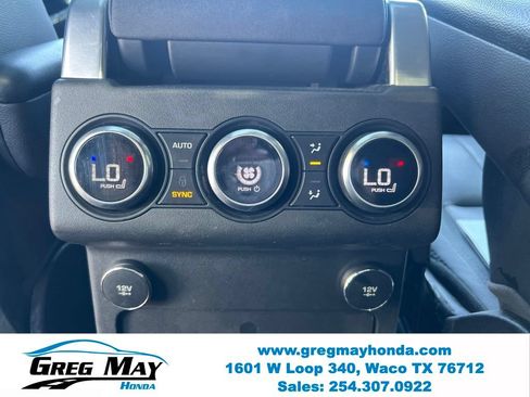 Used 2019 Land Rover Discovery SE AWD/4WD image 21