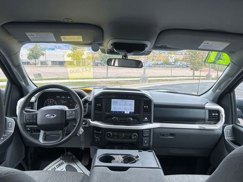 Used 2021 Ford F150 XLT image 25