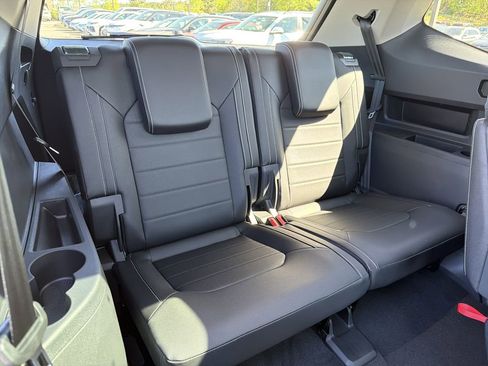 New 2026 Volkswagen Atlas SEL AWD/4WD image 17