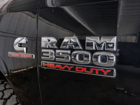 Used 2017 RAM 3500 Tradesman w/ Chrome Appearance Group AWD/4WD image 52