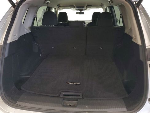 Used 2025 Nissan Rogue SV image 24
