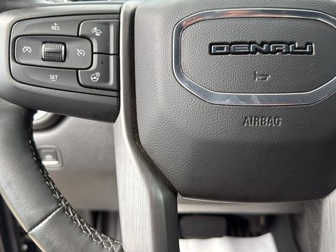 Used 2023 GMC Sierra 3500 Denali w/ Denali Ultimate Package AWD/4WD image 16