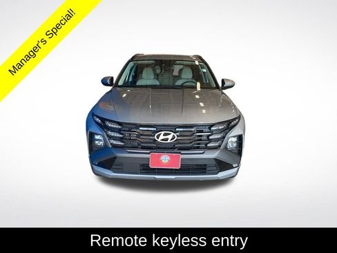 Used 2025 Hyundai Tucson SEL AWD/4WD image 14
