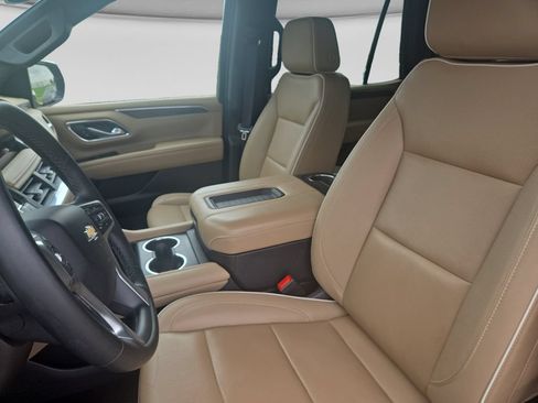 Used 2023 Chevrolet Tahoe Premier AWD/4WD image 24