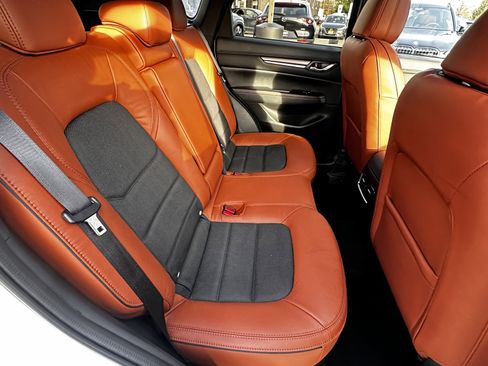 Certified 2025 MAZDA CX-5 Carbon Edition image 36