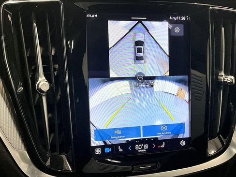 Used 2024 Volvo S60 B5 Plus w/ Protection Package Premier image 29