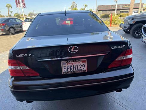 Used 2005 Lexus LS 430 RWD image 3