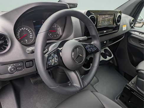 New 2026 Mercedes-Benz Sprinter 2500 image 10